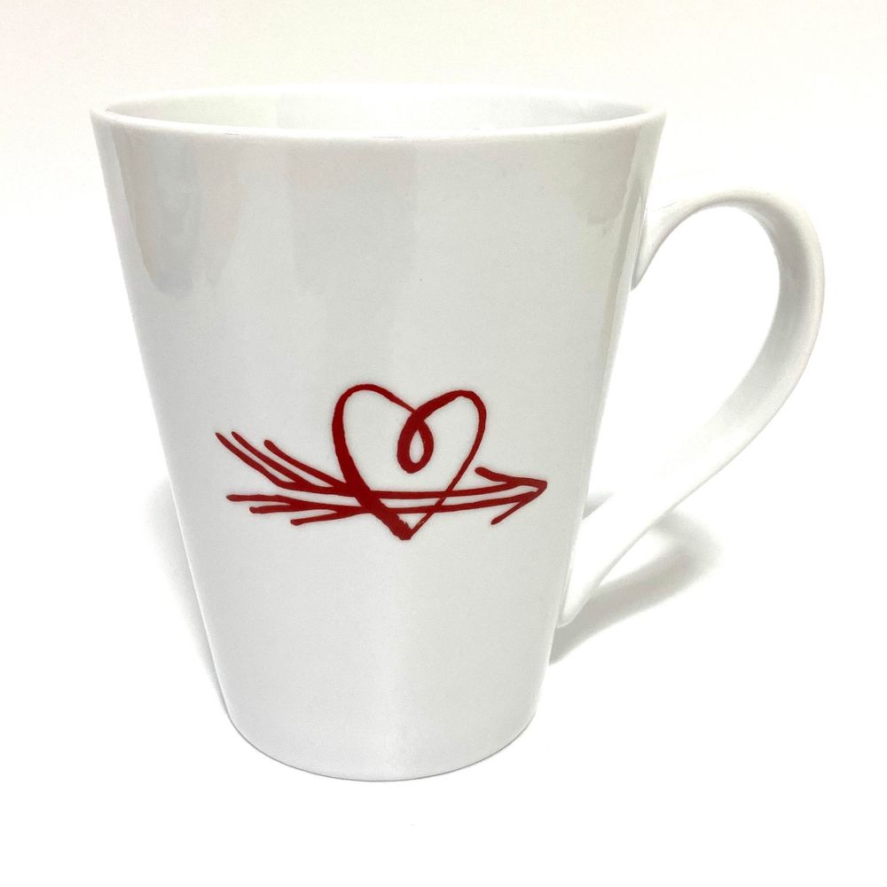 2014 Starbucks Red Heart Arrow 13oz White Mug